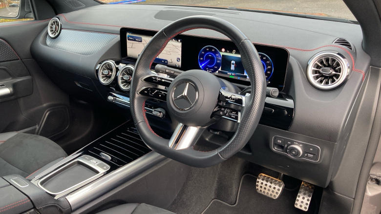 Mercedes-Benz Eqa 350 4M 215kW AMG Line Executive 66.5kWh 5dr At Electric Hatchback